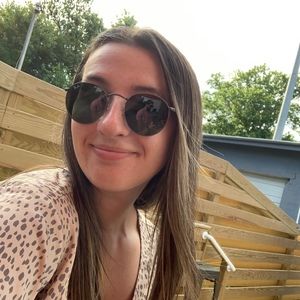 Meet your Posher, Jenna